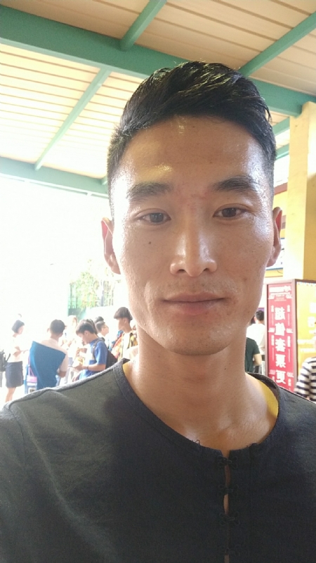 难得糊涂的第一张照片--九江相亲服务中心