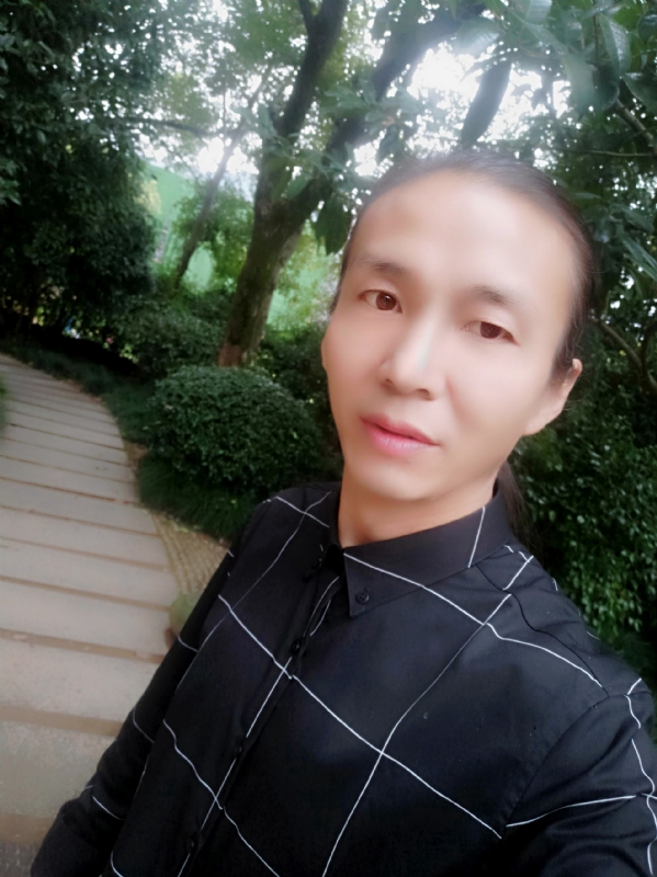 北方的狼的第一张照片--九江相亲服务中心