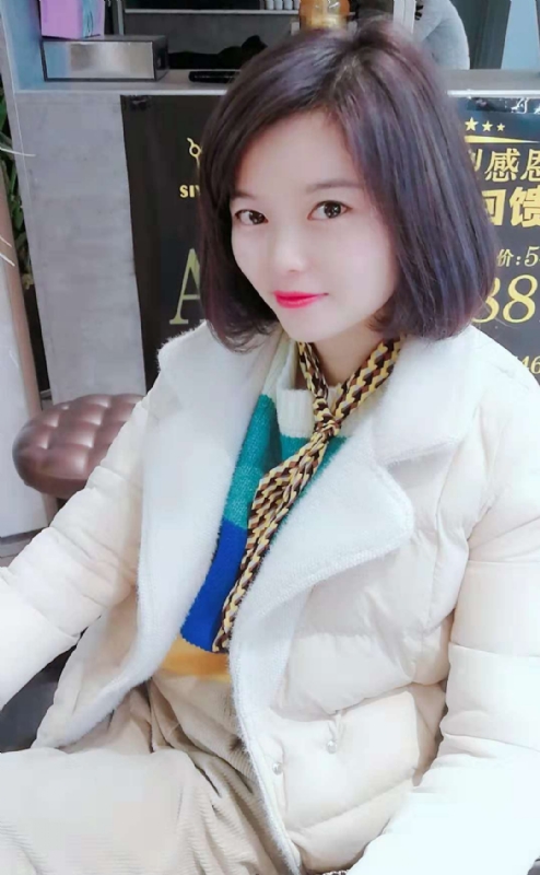 认真的雪的第一张照片--九江相亲服务中心