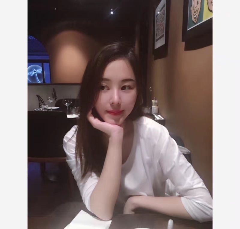 筱月悦的第一张照片--九江相亲服务中心