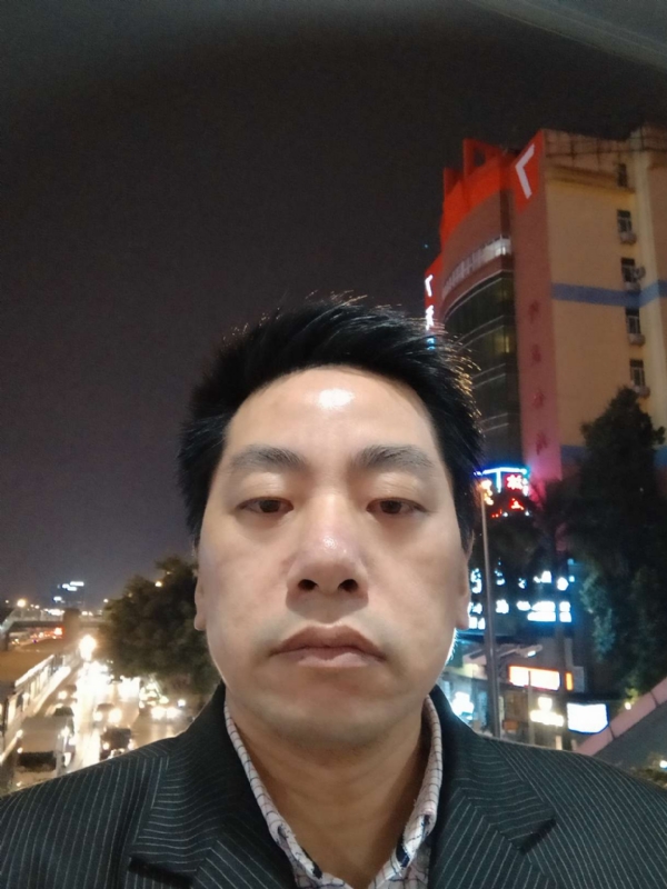 寻找真爱的第一张照片--九江相亲服务中心