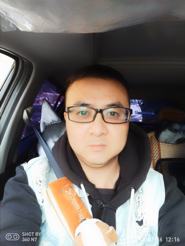 香烟最懂男人心的第一张照片--九江相亲服务中心