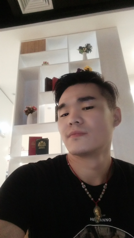 涵博随缘的第一张照片--九江相亲服务中心