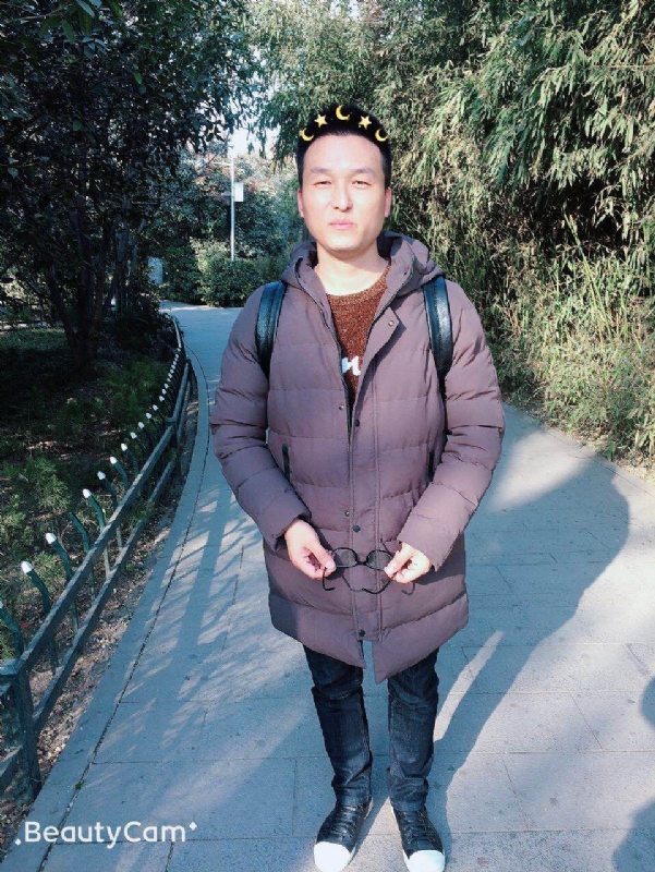 马儿的第一张照片--九江相亲服务中心