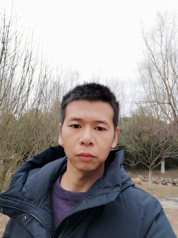 寞峰的第一张照片--九江相亲服务中心