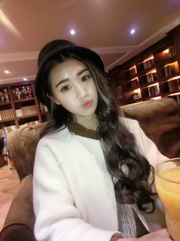 气质小妹的第三张照片--九江相亲服务中心