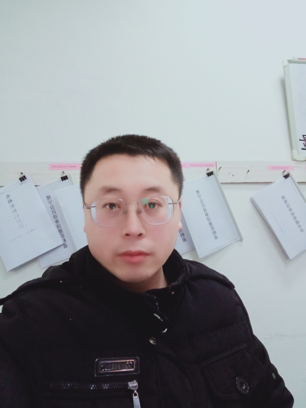 一头猪的第一张照片--九江相亲服务中心