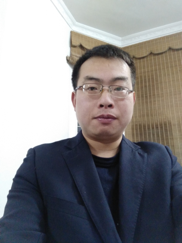 简单爱的第一张照片--九江相亲服务中心