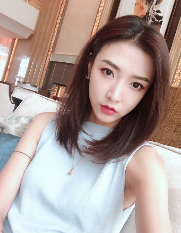 嘉嘉的第一张照片--九江相亲服务中心