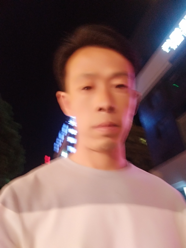 找个人来爱的第一张照片--九江相亲服务中心