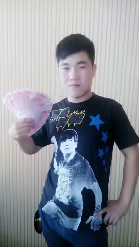 小飞的第二张照片--九江相亲服务中心