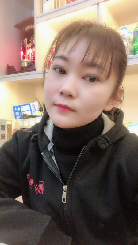 泡沫的第一张照片--九江相亲服务中心