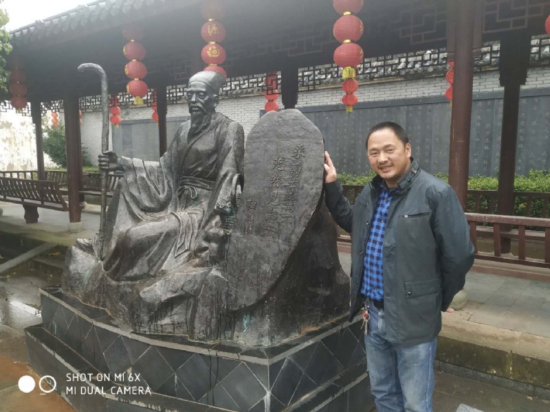 王鑫的第一张照片--九江相亲服务中心