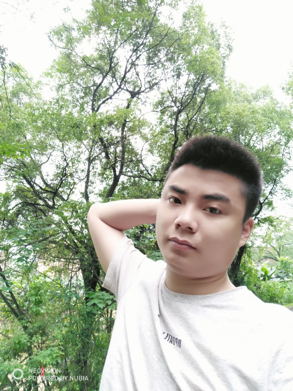 黄帅哥的第一张照片--九江相亲服务中心