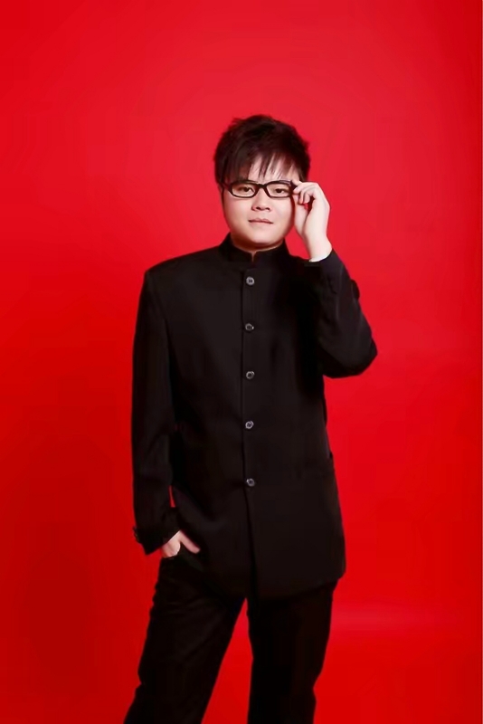 站在远处看童年的第一张照片--九江相亲服务中心