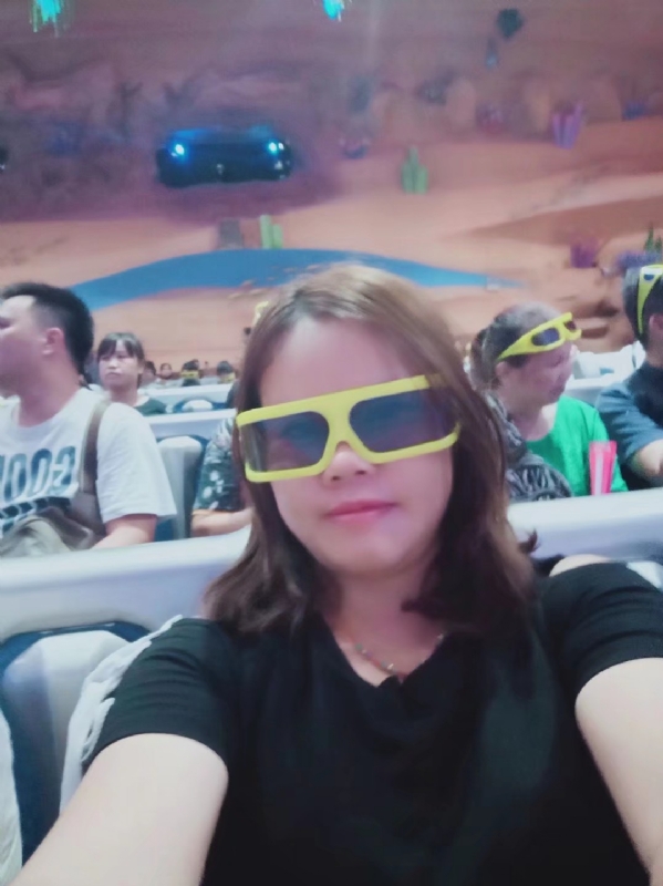 牙彩的第一张照片--九江相亲服务中心