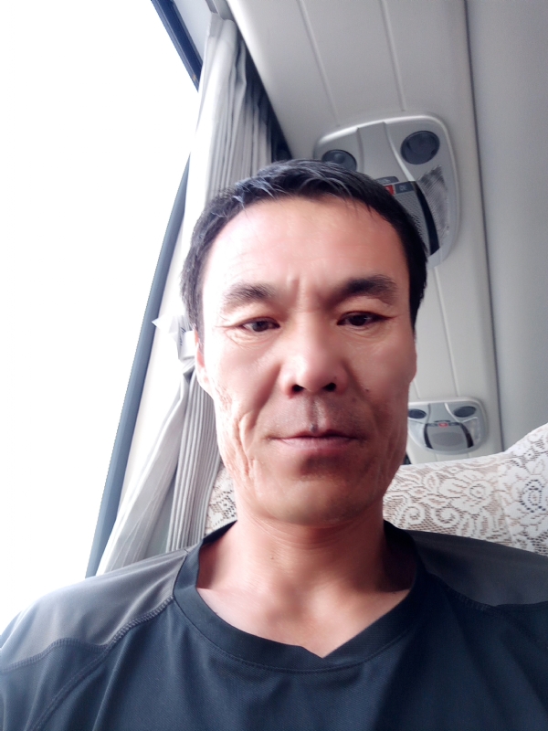 真心诚意的第一张照片--九江相亲服务中心