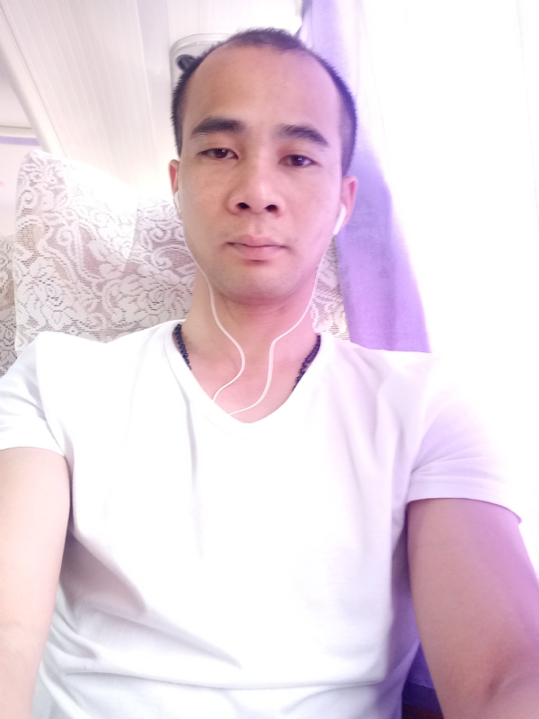 qiaozi的第一张照片--九江相亲服务中心