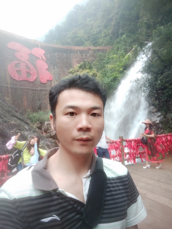 珊珊您是珊无无无妻的第一张照片--九江相亲服务中心