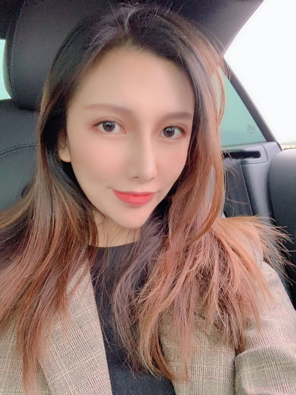 李岚Lancy的第一张照片--九江相亲服务中心