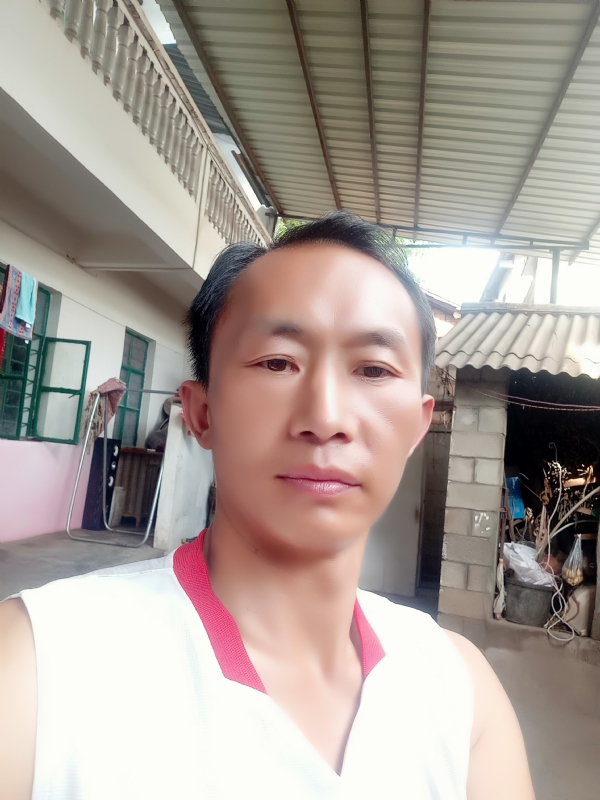 白鸽的第一张照片--九江相亲服务中心