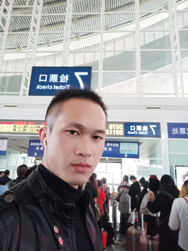 一叶知秋的第一张照片--九江相亲服务中心