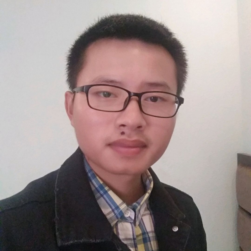 一只独行的猪的第一张照片--九江相亲服务中心