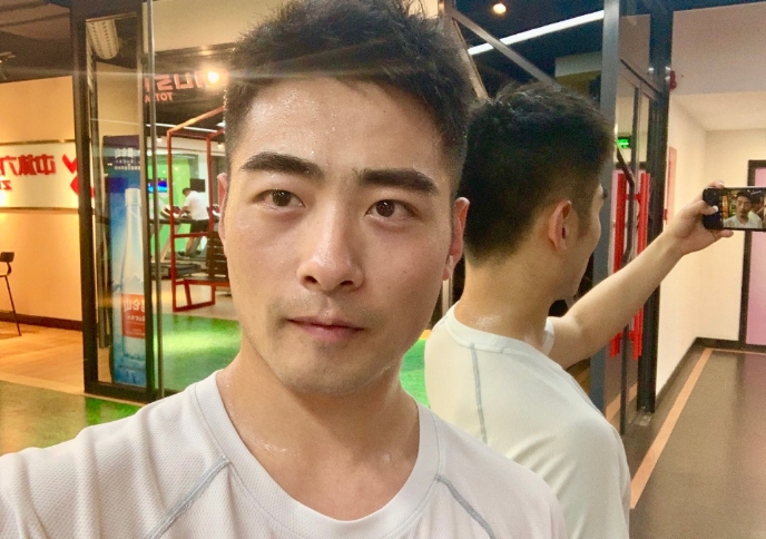 迁就的第一张照片--九江相亲服务中心