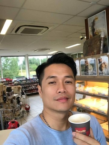 短歌的第一张照片--九江相亲服务中心