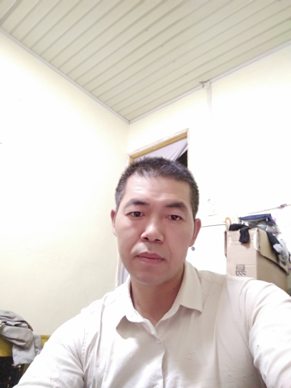 为伊消得人憔悴的第一张照片--九江相亲服务中心