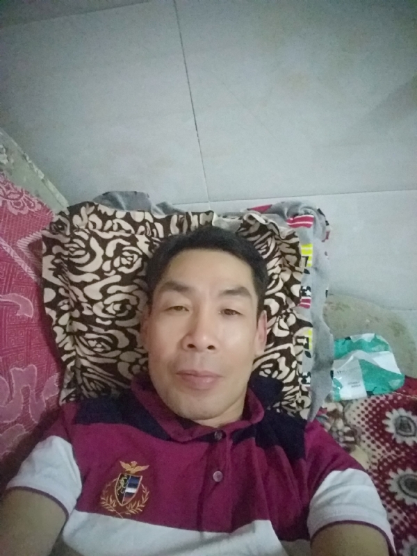 随缘的第一张照片--九江相亲服务中心