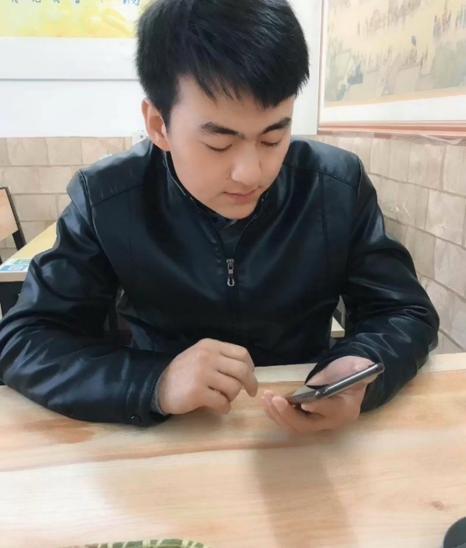 凯哥大魔王的第一张照片--九江相亲服务中心