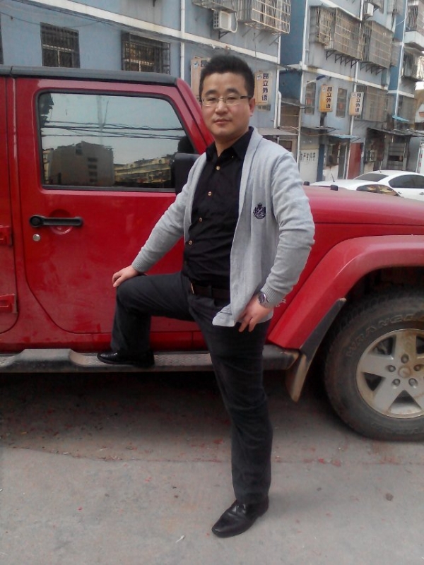 淡定牛魔王的第一张照片--九江相亲服务中心