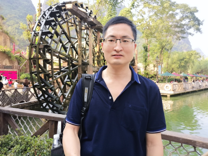 一笑而过的第一张照片--九江相亲服务中心