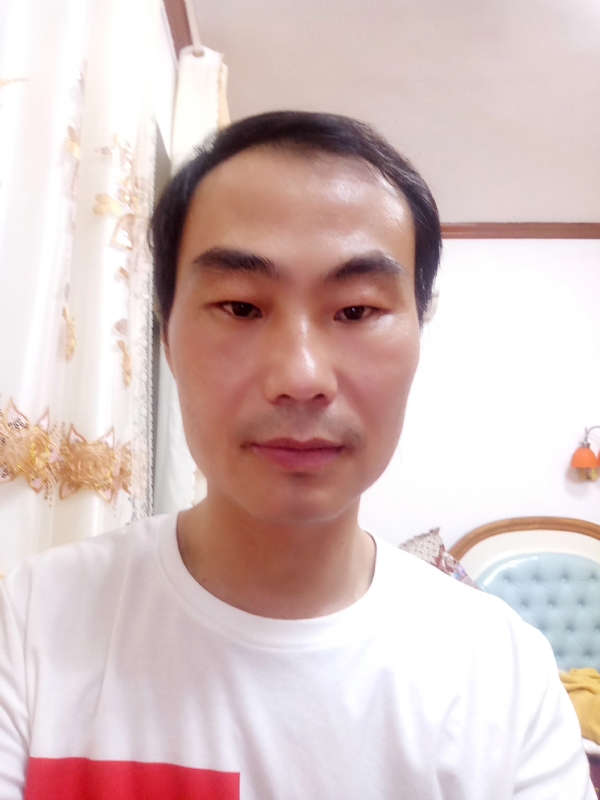 光明的第一张照片--九江相亲服务中心