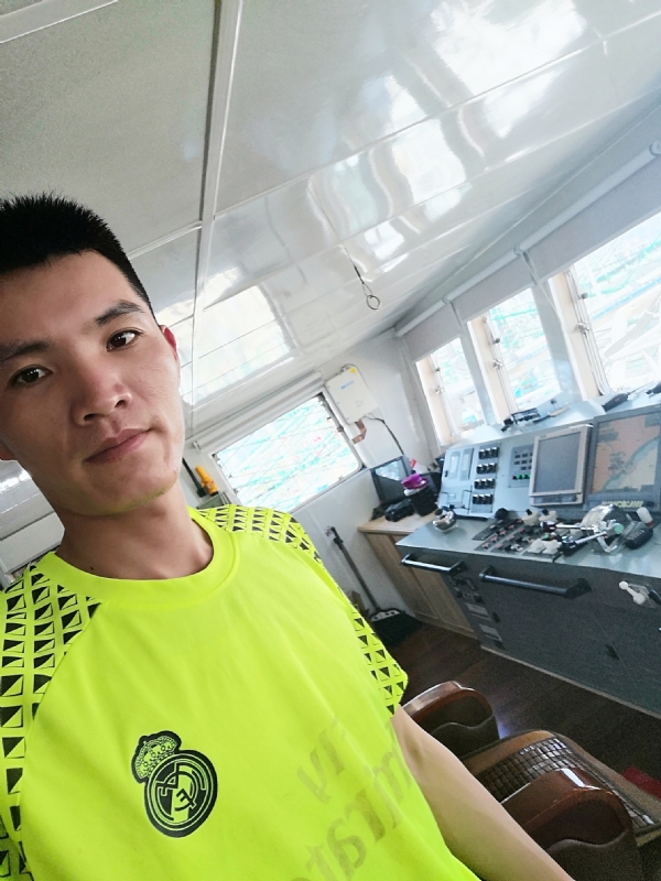 眼里都是你的第一张照片--九江相亲服务中心