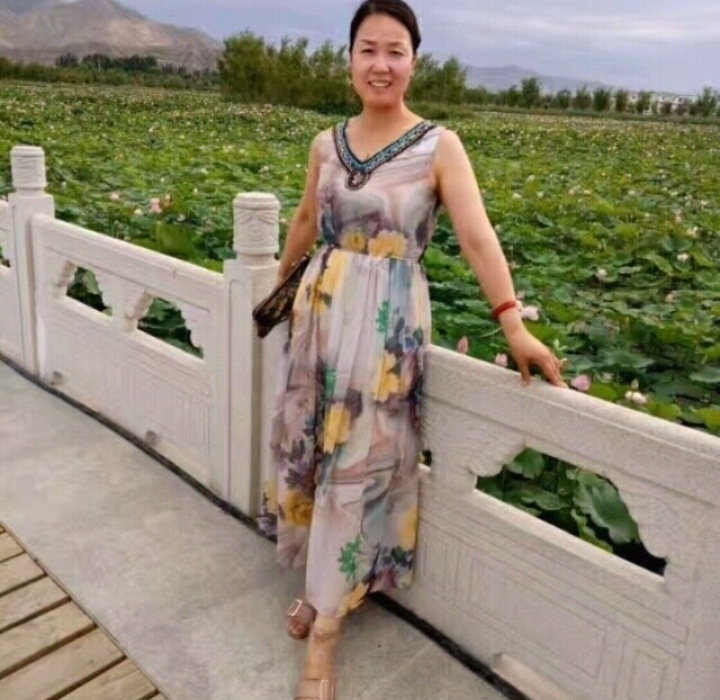 红叶的第一张照片--九江相亲服务中心