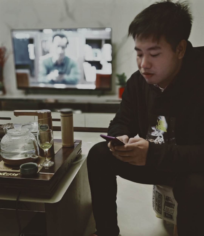 嗯今年能脱单吗的第一张照片--九江相亲服务中心