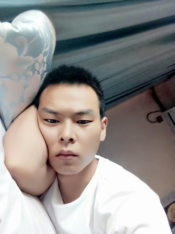 琪子心的第一张照片--九江相亲服务中心