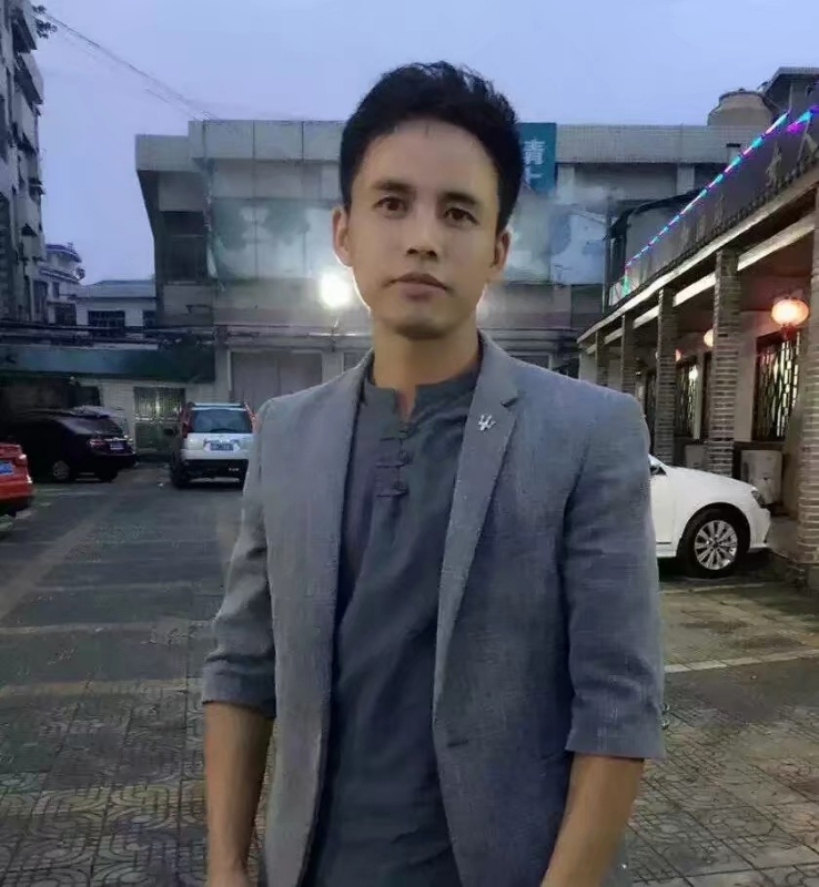 华谢的第一张照片--九江相亲服务中心