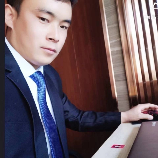 会哭的幸福的第一张照片--九江相亲服务中心