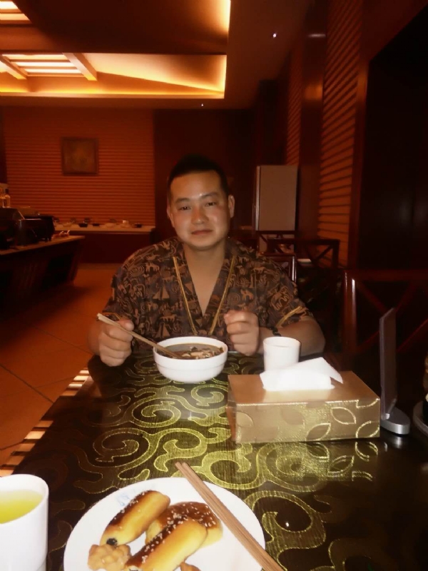 会飞的鱼的第一张照片--九江相亲服务中心