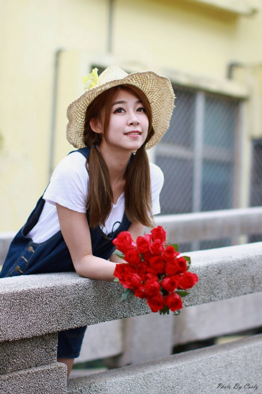 阳光朵朵的第一张照片--九江相亲服务中心