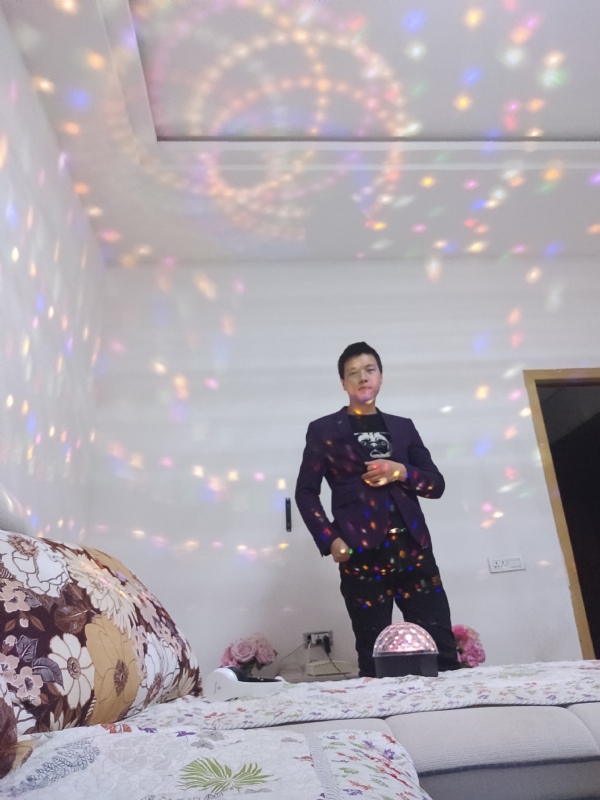 慕凡的第一张照片--九江相亲服务中心