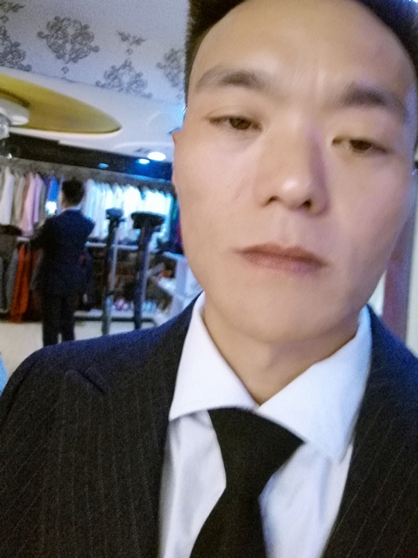 醉酒的蝴蝶的第二张照片--九江相亲服务中心