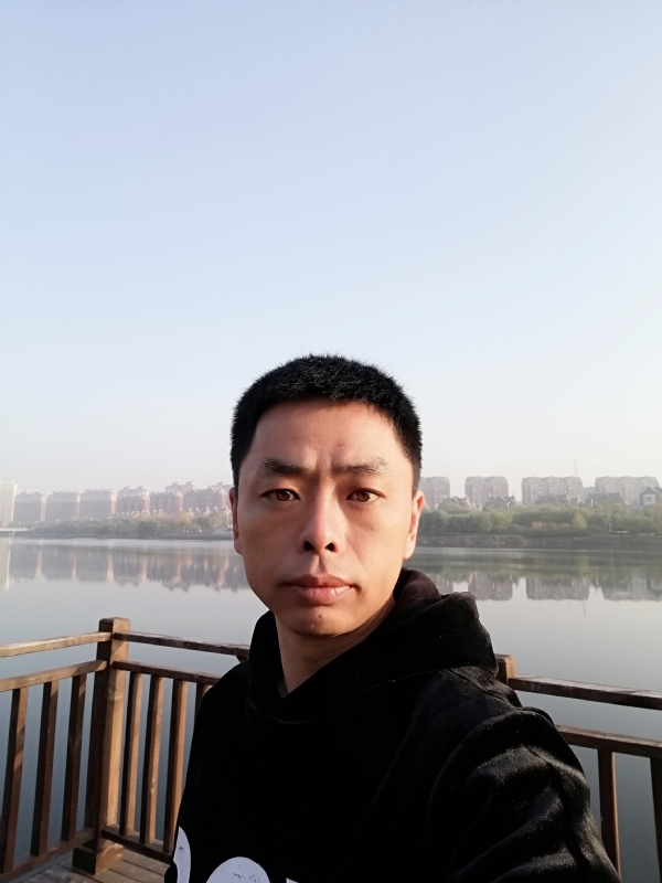 蓝颜的第一张照片--九江相亲服务中心