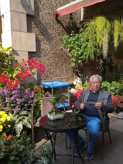 胡敬元的第二张照片--九江相亲服务中心