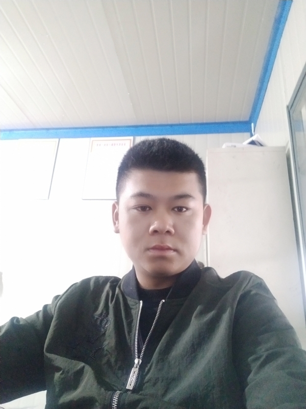 少校的第一张照片--九江相亲服务中心