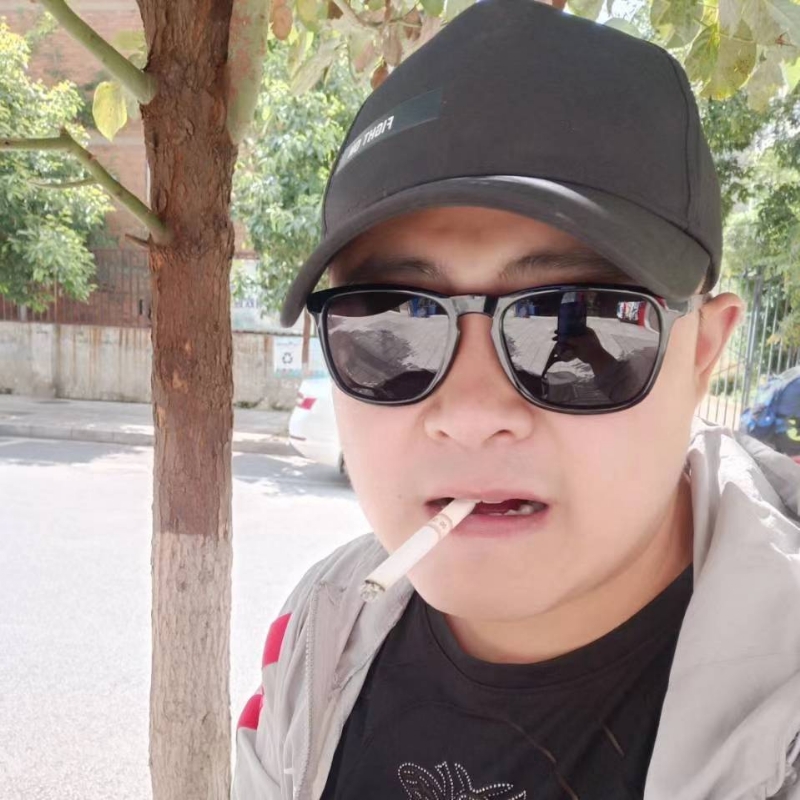 瞄小七的第一张照片--九江相亲服务中心