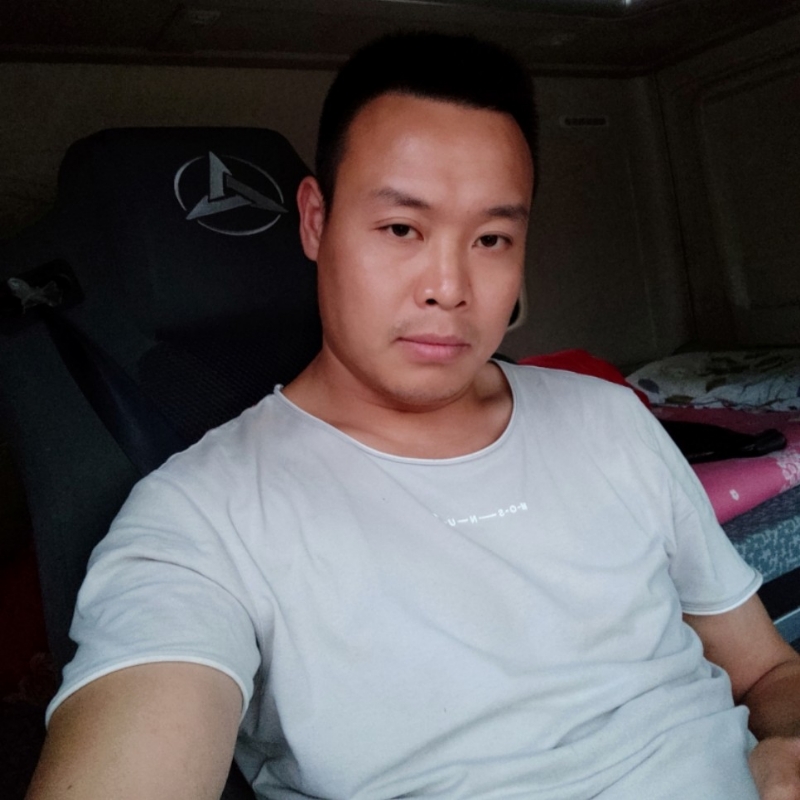 默默的第二张照片--九江相亲服务中心